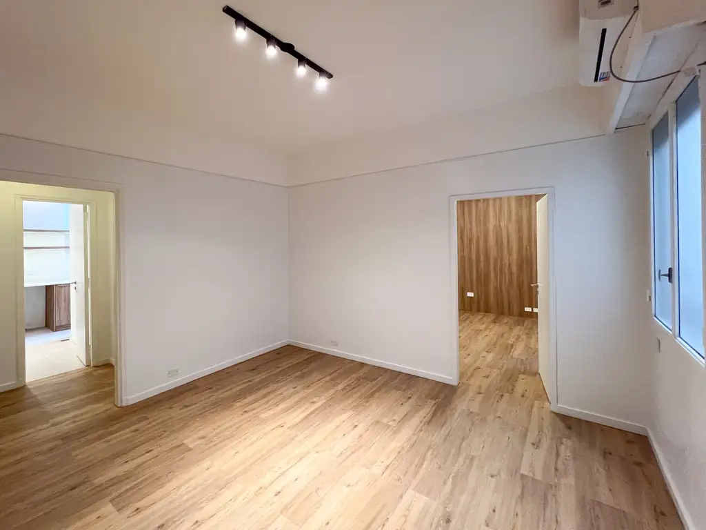 Avenida Raúl Scalabrini Ortiz 2600, Piso 4