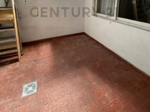 DEPARTAMENTO EN VENTA EN LA PLATA UN DORMITORIO CON PATIO