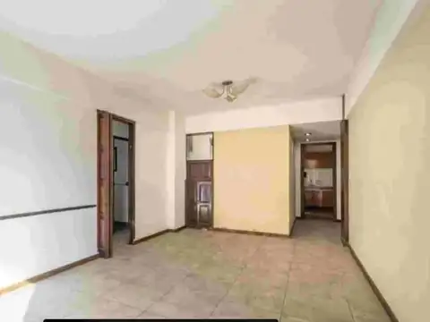 Av Asamblea 1300, Piso 4