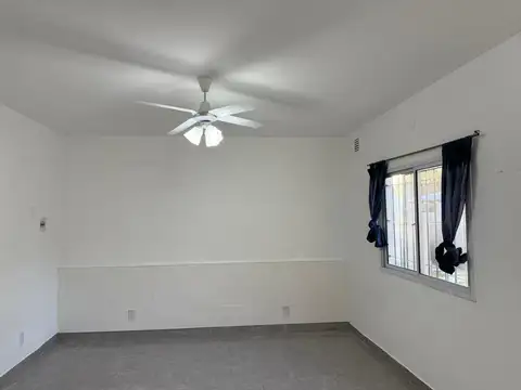 Depto Tipo Casa Monoambiente con 1 baño