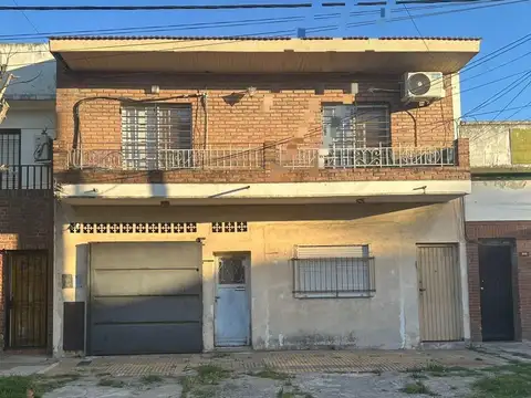 VENTA CASA MULTIFAMILIAR SARANDI OPORTUNIDAD
