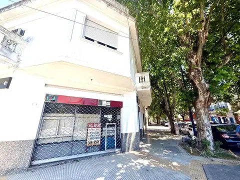 DEPARTAMENTO 2 AMBIENTES MAS LOCAL COMERCIAL