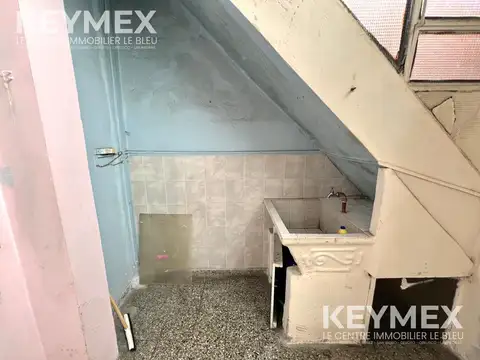 Depto Tipo Casa en Venta de 6 ambientes