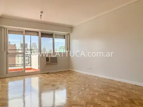 Departamento de dos dormitorios + comodín centro rosario