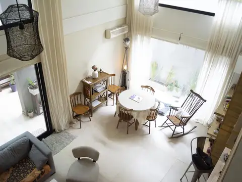 Departamento tipo loft de 3 ambientes con 2 cocheras en venta en La Lucila