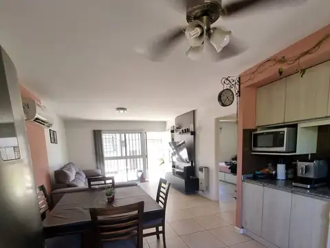 Depto Tipo Casa en Venta en Godoy Cruz, USD 73.000