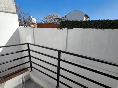Departamento en Venta en Villa Dominico, USD 38.000