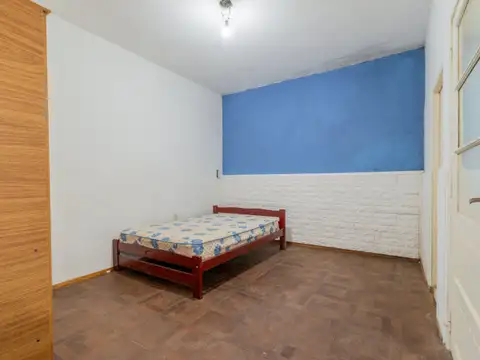 Depto Tipo Casa en Venta 50 años