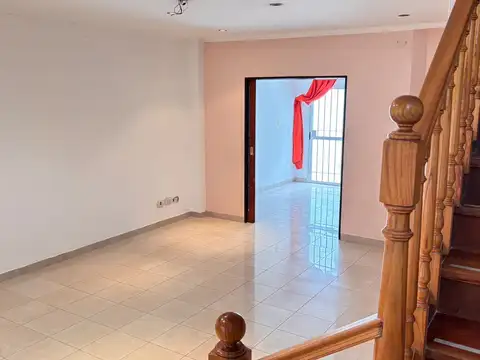 Casa en Alquiler en Munro-Este, $ 1.500.000