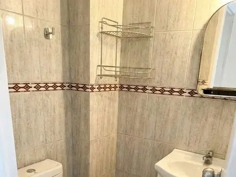 Departamento en Alquiler 42 años