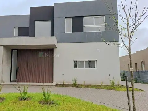 Casa Chalet  en Venta en Santa Ana, Villanueva, Tigre