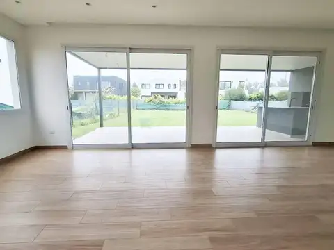 Casa Chalet  en Venta en Santa Ana, Villanueva, Tigre