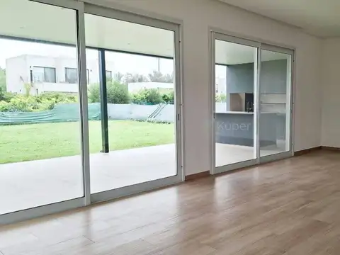 Casa en Venta al Noreste