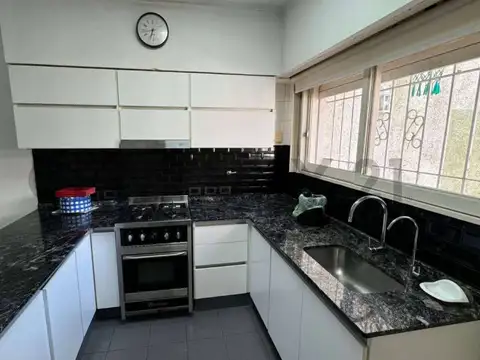 CASA EN VENTA EN LA PLATA