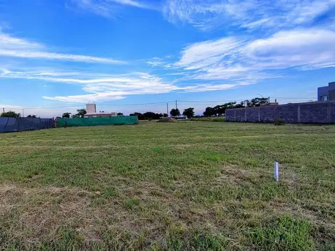 Venta 2 lotes B Campos de Lujan Colonia Tirolesa