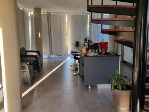 ALQUILER DE CASA 4 AMB CON PILETA - GRAL RODRIGUEZ