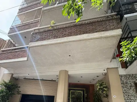 DEPARTAMENTO 3 AMBIENTES  EN CABALLITO -AP/CREDITO