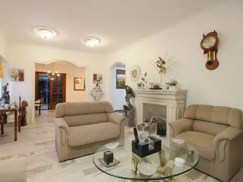 Casa en Venta en Lanus Oeste, USD 129.999
