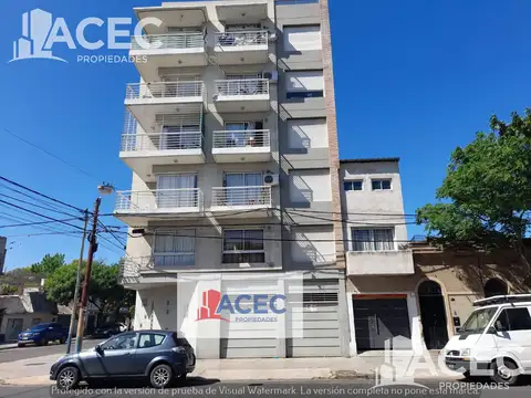 1º de Mayo 3000 - Cochera Nº1