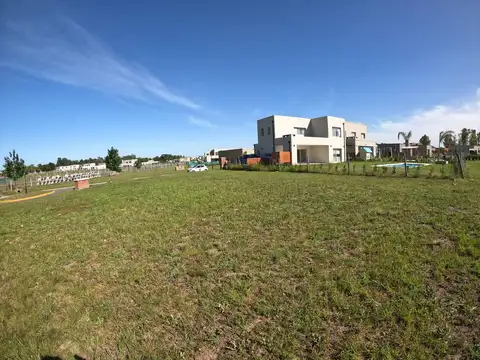 Venta de Terreno en Santa Lucía - Pilar del Este