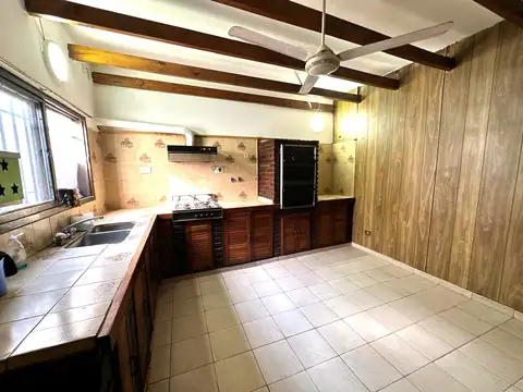 Cacique Catriel 1400