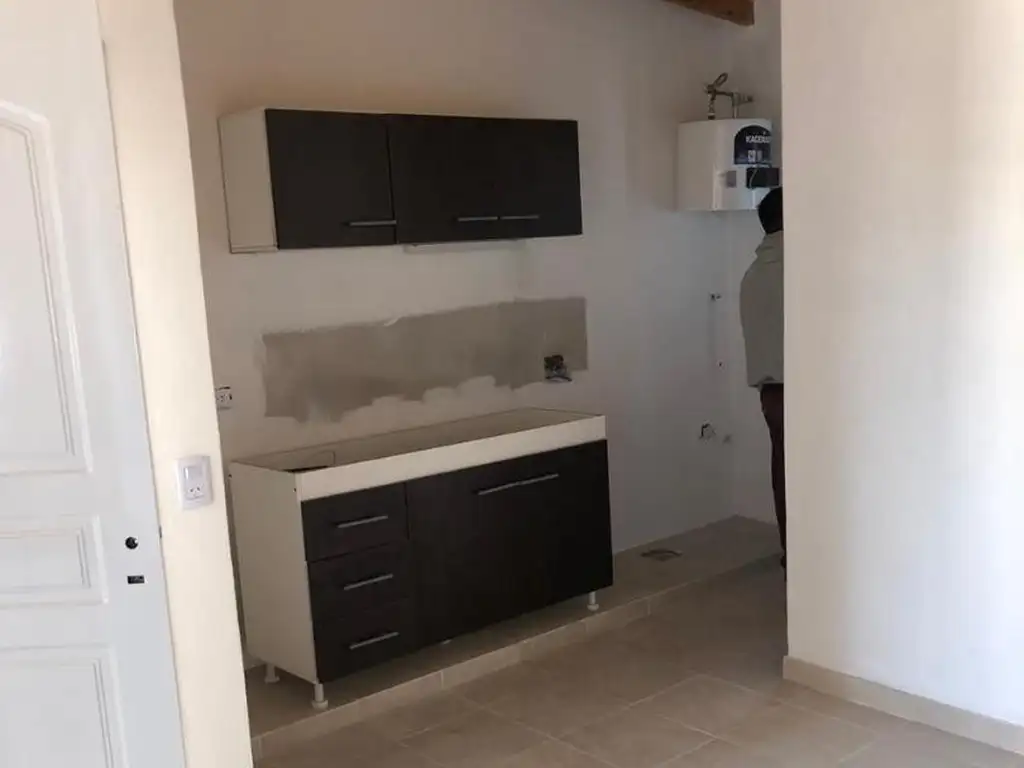 Emprendimiento en Castelar Norte