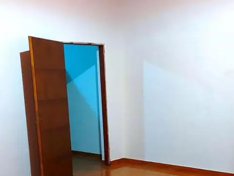 Casa 2 ambientes con 1 baño