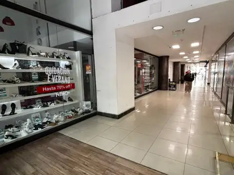Local comercial en venta en Peatonal Rivadavia San Juan Con Renta