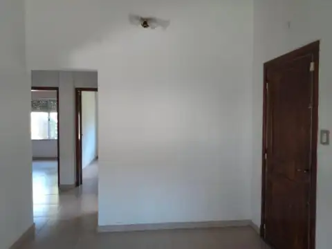 Casa totalmente reaccionada a nueva en venta