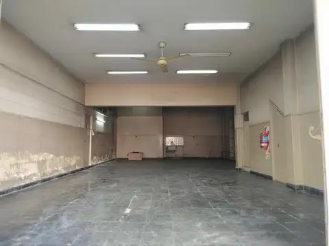 Local en Alquiler Idela para Deposito