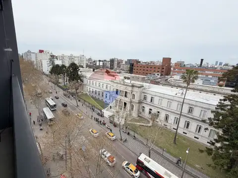 Avenida 8 de Octubre 3000