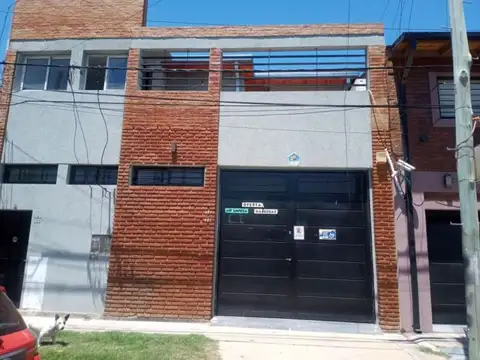 CABILDO 831. AMPLIO GALPÓN