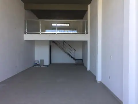 Local en Alquiler en Glew, $ 850.000