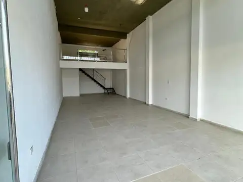 Local en Alquiler en Glew, $ 880.000