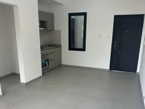 Alberto Lartigau 3000, Piso 1