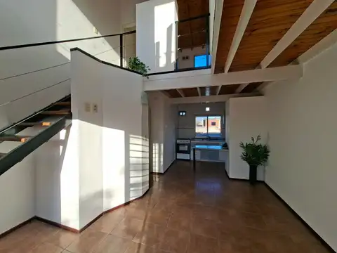 Depto Tipo Casa en Venta 15 años