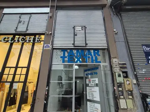 Local en Alquiler en Flores, USD 1.800