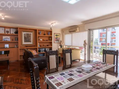 Semipiso de 3 dormitorios y cochera sobre Boulevard Gálvez