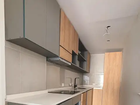 Departamento en Alquiler con 1 cocheras