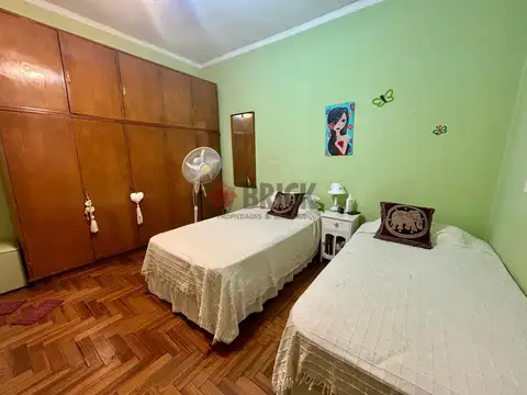 Excelente propiedad multifamiliar en Jose C. Paz