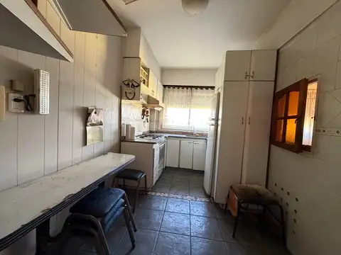 Depto Tipo Casa en Venta en Villa del Parque, USD 110.000