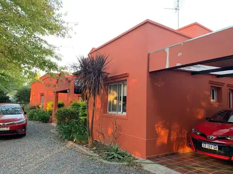 Casa en Venta en Lomas De Fatima, USD 360.000