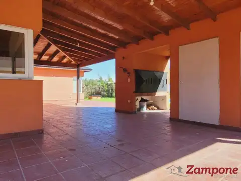 Casa en Venta en Aero Country Club, USD 170.000