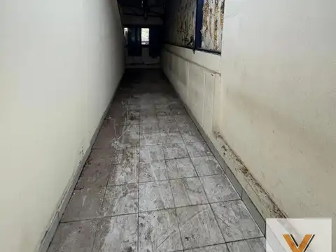 Oficina en Alquiler con 1 cochera
