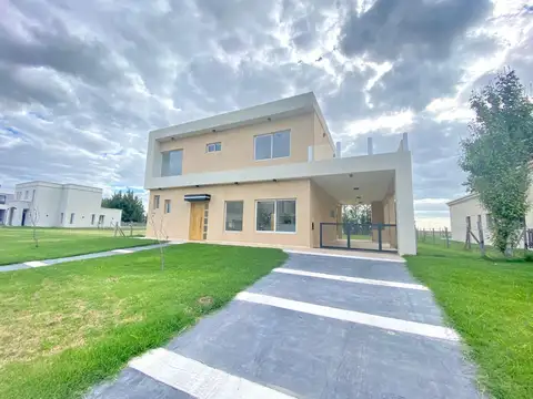 Casa en Venta Lagos de San Eliseo - Presidente Peron