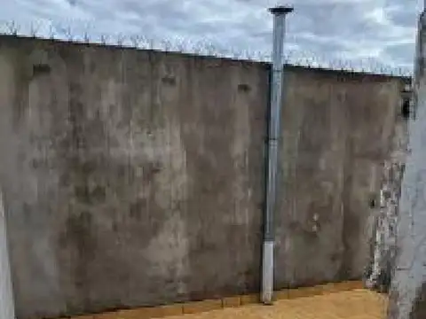 Departamento 7 ambientes con 2 baños