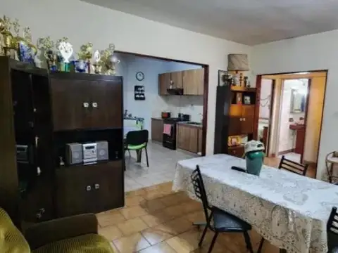 Departamentos en venta - 5 Dormitorios 2 Baños - 205Mts2 - Ciudadela