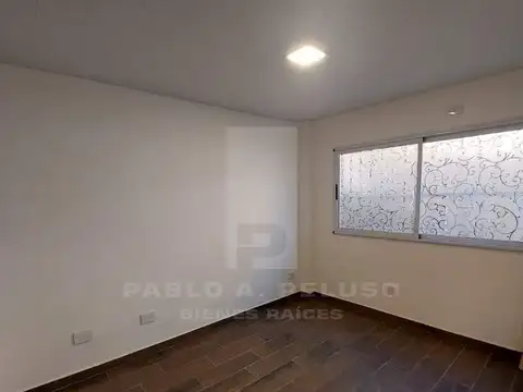 Departamento en Alquiler en Merlo, $ 360.000