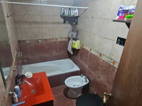 Casa 7 ambientes con 3 baños