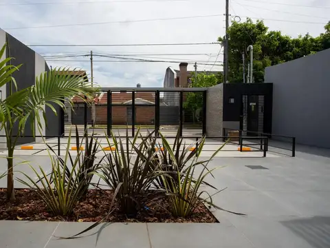 Departamento en  Venta en Villa Luzuriaga  (2° A)